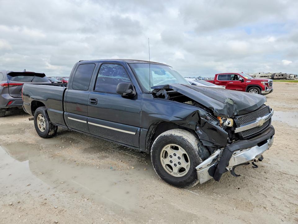2004 Chevrolet Silverado VIN 2GCEC19V041400703 COPART salvage auction — FRONT END, TX - SALVAGE VEHICLE TITLE (P), sold $1,050 on 2026-07-02 (photo 4)