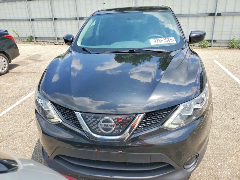 2018 Nissan Rogue VIN JN1BJ1CP8JW155238 COPART salvage auction — NORMAL WEAR, Oh - Cert Of Title-Repossession, sold $3,000 on 2026-07-29 (photo 5)