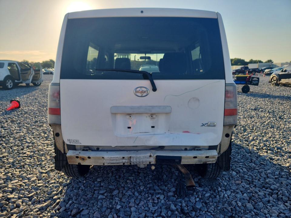 2004 Toyota Scion VIN JTLKT324240152647 COPART salvage auction — REAR END, Fl - Cert Of Title Slvg Rebuildable, sold $750 on 2026-07-02 (photo 6)