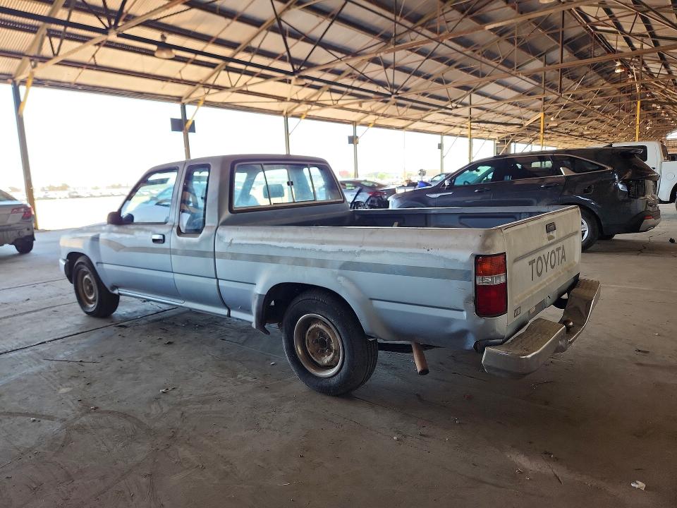 1991 Toyota Pickup VIN JT4VN93D6M5025150 COPART salvage auction — MINOR DENT/SCRATCHES, Az - Certificate Of Title, sold $800 on 2026-07-13 (photo 2)