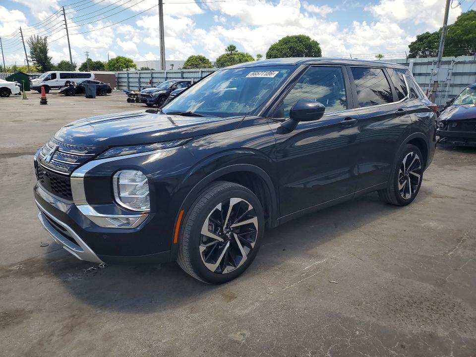 2023 Mitsubishi Outlander VIN JA4J3UA87PZ016784 COPART salvage auction — DAMAGE HISTORY, Fl - Certificate Of Title (P), sold $10,900 on 2026-07-27 (photo 1)