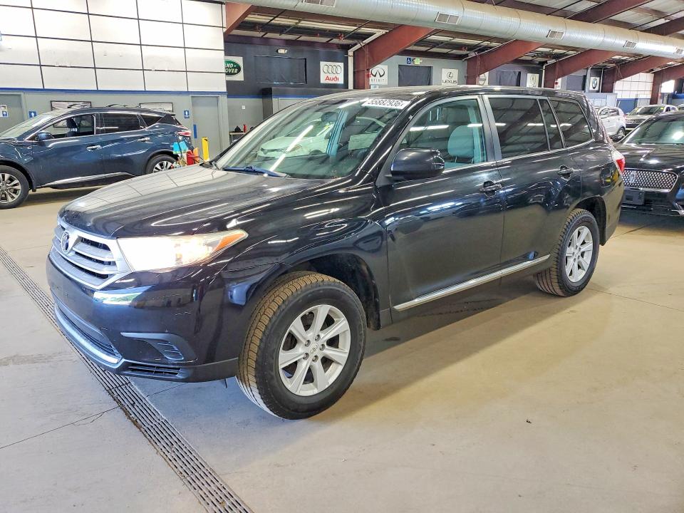 2013 Toyota VIN 5TDBK3EH6DS203562 COPART salvage auction — MINOR DENT/SCRATCHES, Va - Certificate Of Title, sold $5,900 on 2026-07-08 (photo 1)