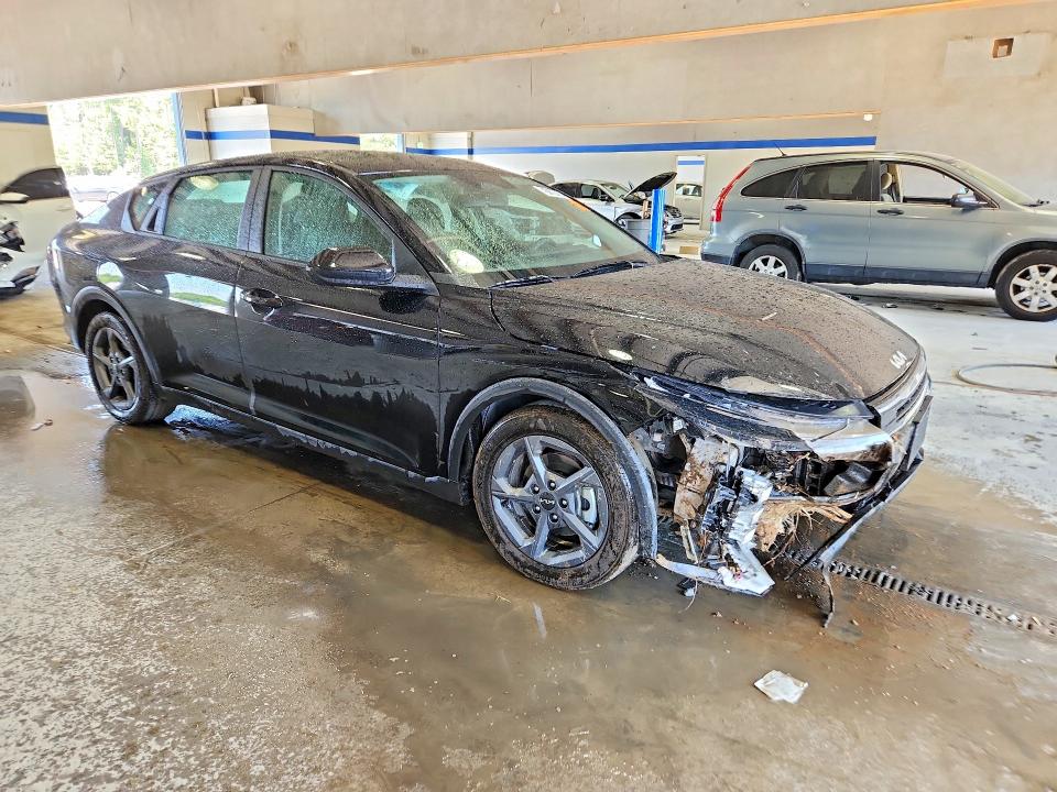 2026 Kia K4 VIN 3KPFT4DE3TE251203 COPART salvage auction — FRONT END, Va - Cert Of Title - Salvage, sold $6,100 on 2026-07-02 (photo 4)