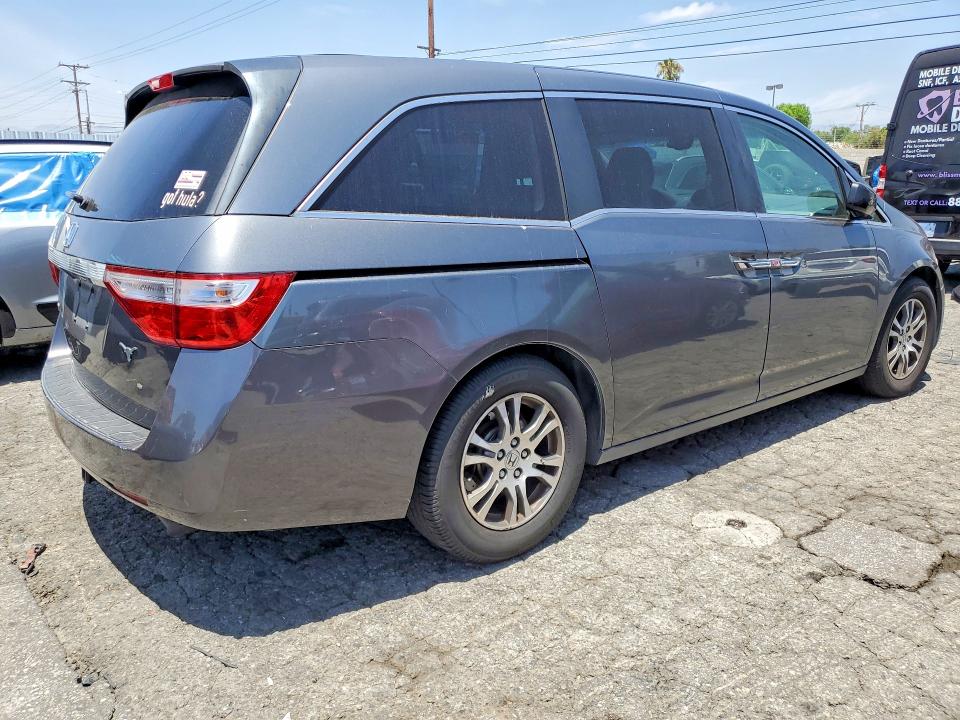 2012 Honda Odyssey VIN 5FNRL5H62CB101566 COPART salvage auction — MINOR DENT/SCRATCHES, Mt - Dis/Dlr/Exp Only Clean Title, sold $1,550 on 2026-07-09 (photo 3)