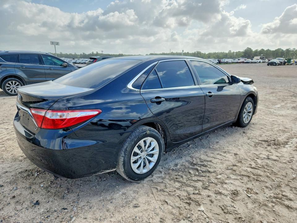 2017 Toyota VIN 4T1BF1FK8HU814662 COPART salvage auction — FRONT END, Tx - Salvage Vehicle Title, sold $3,000 on 2026-07-02 (photo 3)