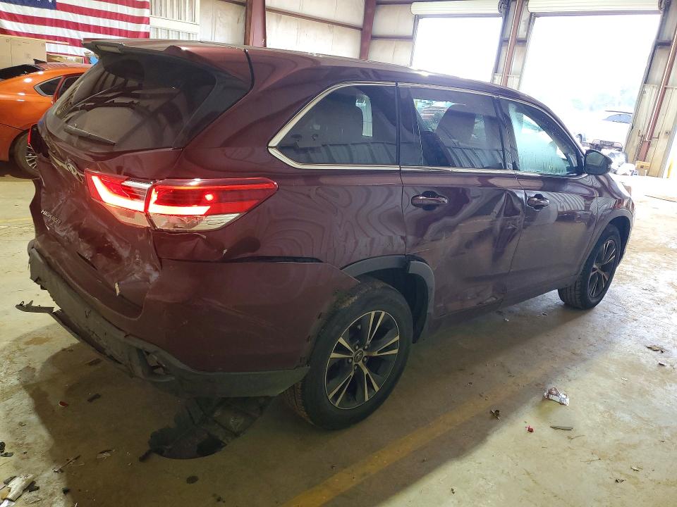 2017 Toyota Highlander VIN 5TDZARFH7HS027422 COPART salvage auction — REAR END, Tx - Salvage Vehicle Title, sold $5,700 on 2026-07-13 (photo 3)