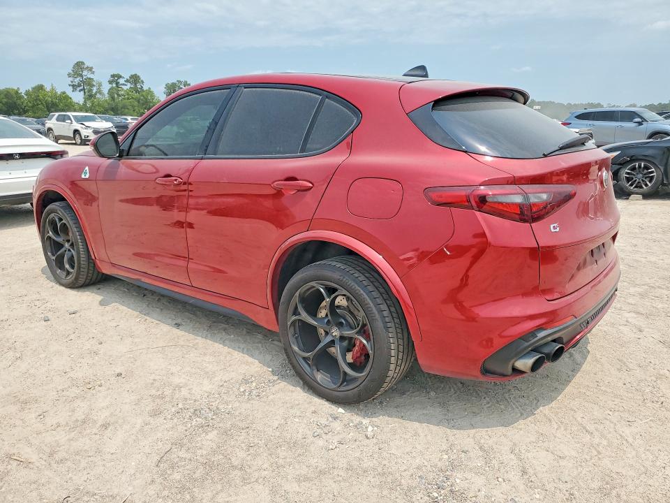 2018 Alfa romeo VIN ZASFAKEV4J7C11211 COPART salvage auction — MECHANICAL, Tx - Certificate Of Title (P), sold $11,300 on 2026-07-02 (photo 2)