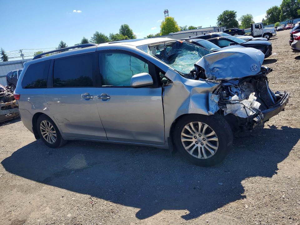 2017 Toyota VIN 5TDYZ3DC7HS812273 COPART salvage auction — FRONT END, Md - Cert Of Salvage > 75% Damage, sold $1,750 on 2026-07-27 (photo 4)