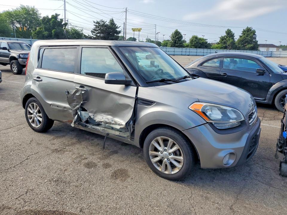 2013 Kia Soul VIN KNDJT2A62D7545706 COPART salvage auction — SIDE, Oh - Cert Of Title-Salvage, sold $90 on 2026-07-15 (photo 4)