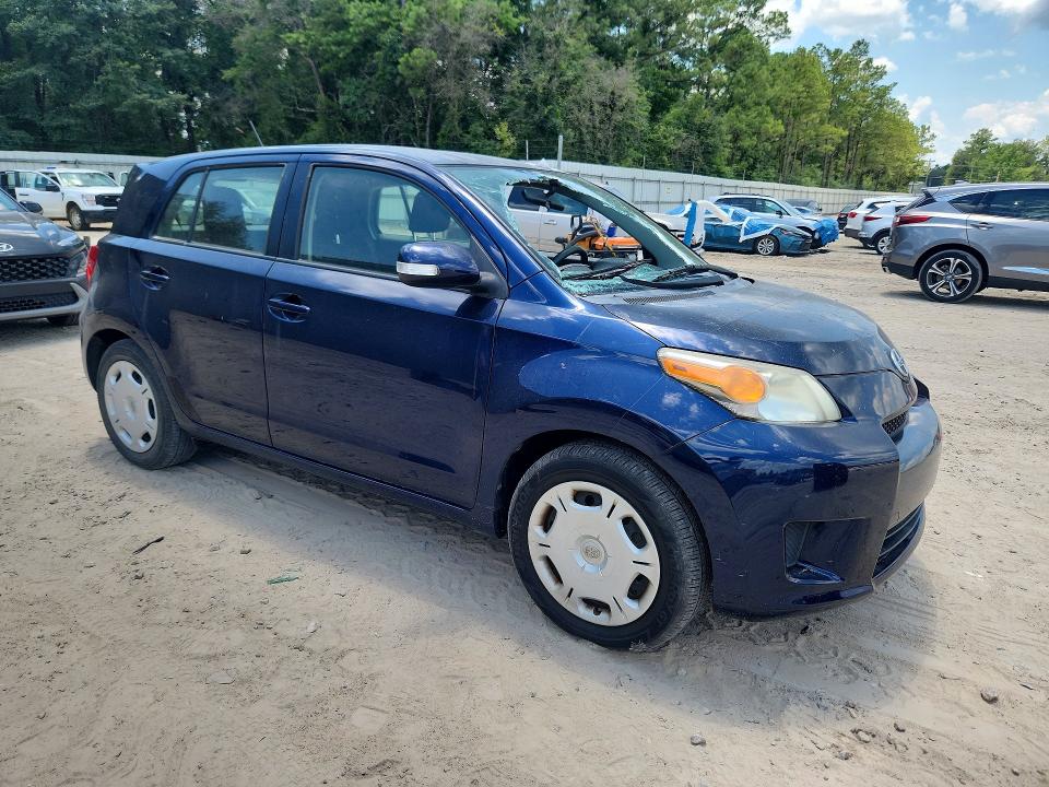 2014 Scion Xd VIN JTKKUPB46E1045136 COPART salvage auction — ROOF, Fl - Cert Of Title Slvg Rebuildable, sold $2,200 on 2026-07-17 (photo 4)