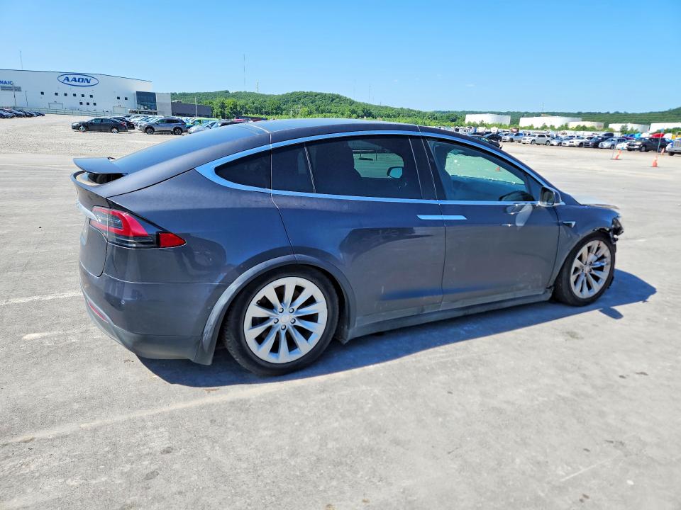 2018 Tesla Model x VIN 5YJXCAE20JF112872 COPART salvage auction — FRONT END, Tx - Salvage Vehicle Title, sold $6,600 on 2026-07-08 (photo 3)