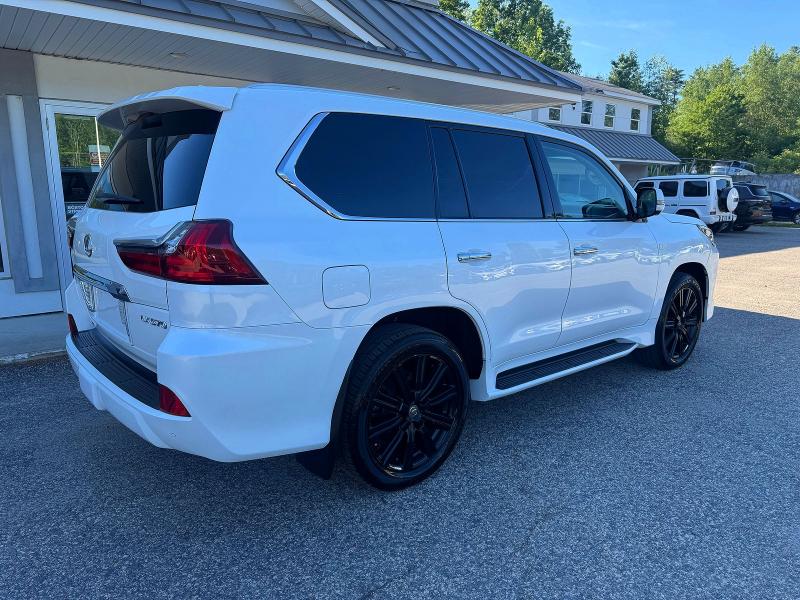 2016 Lexus Lx 570 VIN JTJHY7AX3G4213685 COPART salvage auction — MINOR DENT/SCRATCHES, MA - CERTIFICATE OF TITLE (P), sold $49,000 on 2026-07-11 (photo 4)