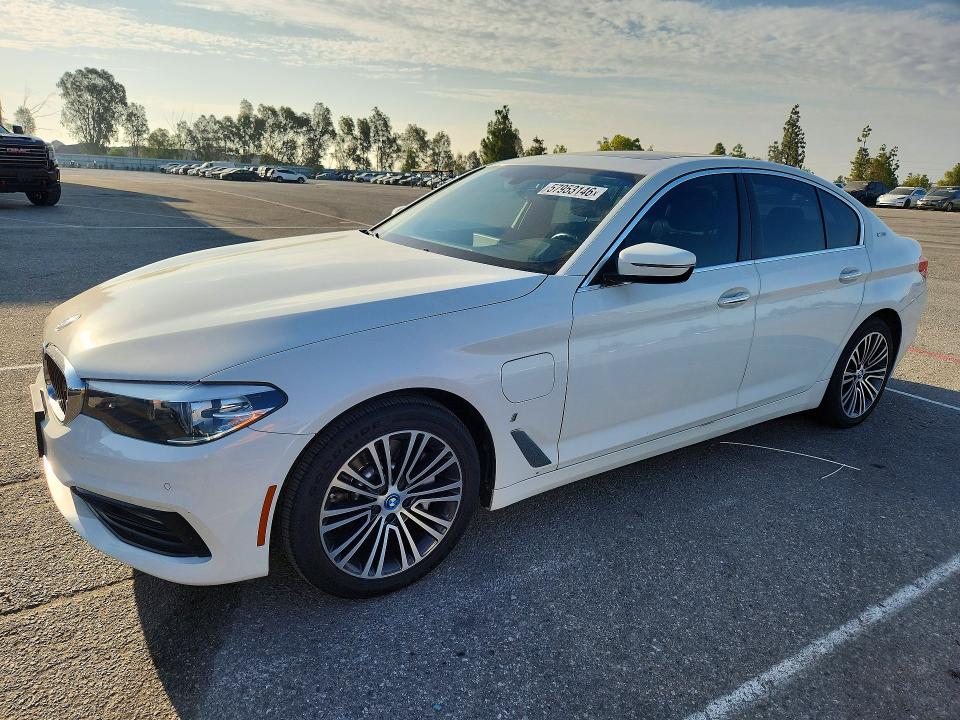 2018 BMW 5er VIN WBAJA9C57JB034260 COPART salvage auction — MINOR DENT/SCRATCHES, Ca - Dis/Dlr/Exp Only Clean Title, sold $5,000 on 2026-08-03 (photo 1)