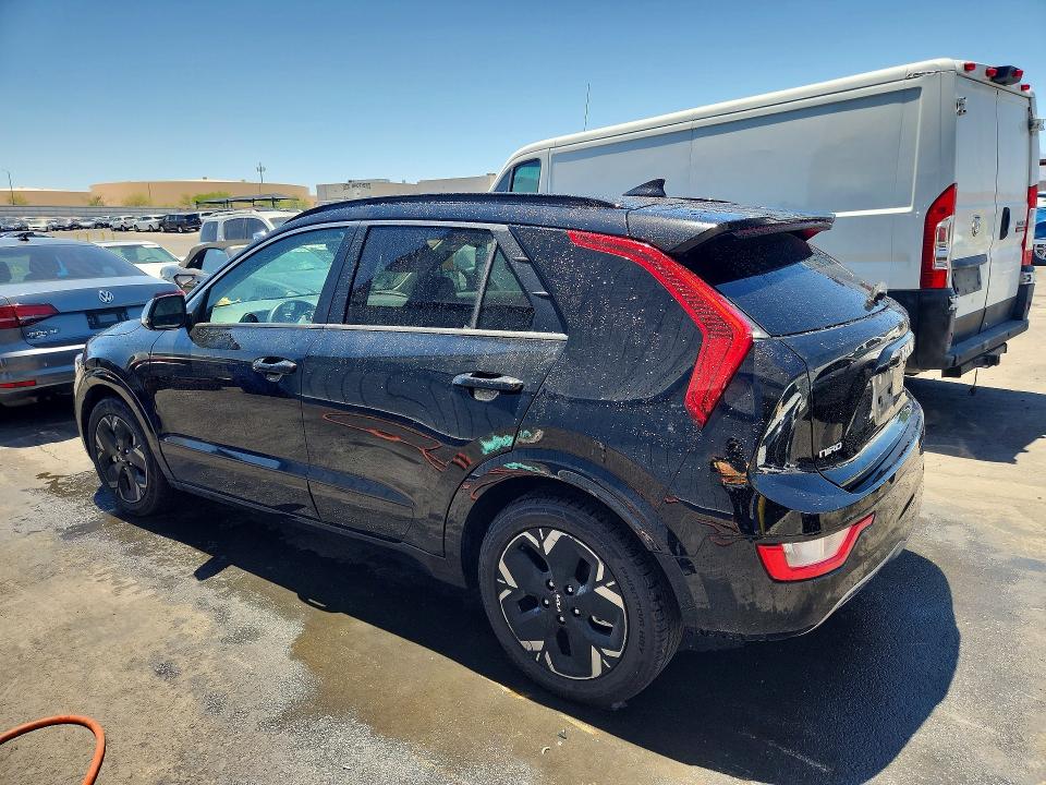 2023 Kia Niro VIN KNDCR3L14P5035937 COPART salvage auction — SIDE, Nv - Salvage Title, sold $8,400 on 2026-07-20 (photo 2)