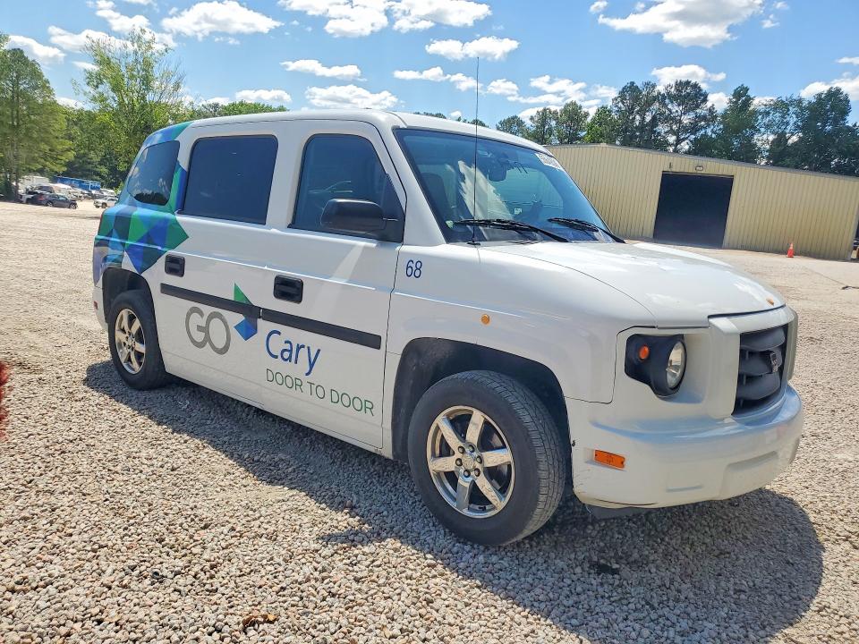 2014 Am general Mv-1 VIN 57WMD2A69EM101814 COPART salvage auction — MINOR DENT/SCRATCHES, NC - CERTIFICATE OF TITLE, sold $1,100 on 2026-07-06 (photo 4)