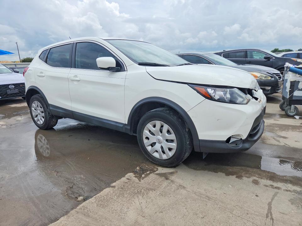 2019 Nissan VIN JN1BJ1CP3KW216240 COPART salvage auction — FRONT END, Tx - Salvage Vehicle Title, sold $3,050 on 2026-07-20 (photo 4)