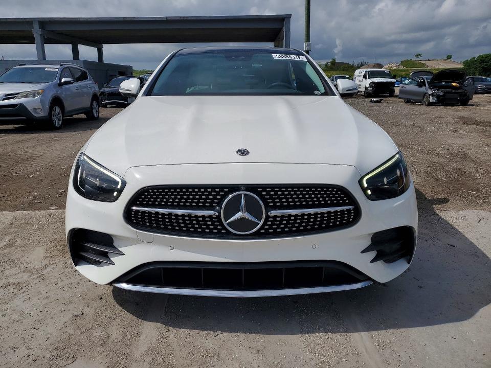 2021 Mercedes-benz VIN W1KZF8DB1MA940197 COPART salvage auction — SIDE, Fl - Cert Of Title Slvg Rebuildable, sold $21,000 on 2026-07-09 (photo 5)