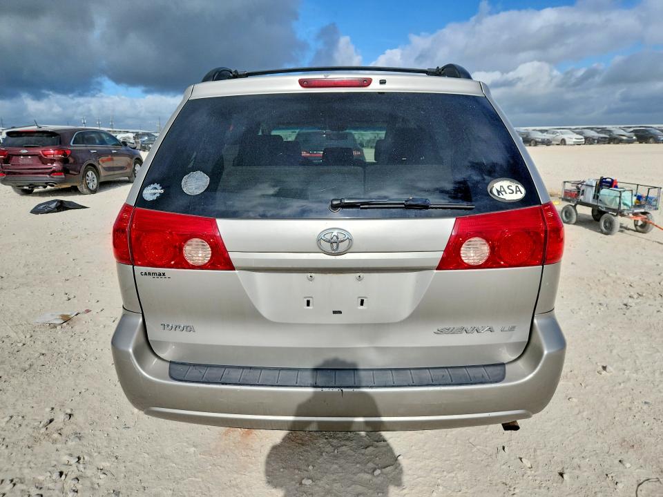2007 Toyota Sienna VIN 5TDZK23C67S068250 COPART salvage auction — FRONT END, Tx - Salvage Vehicle Title, sold $1,600 on 2026-07-09 (photo 6)