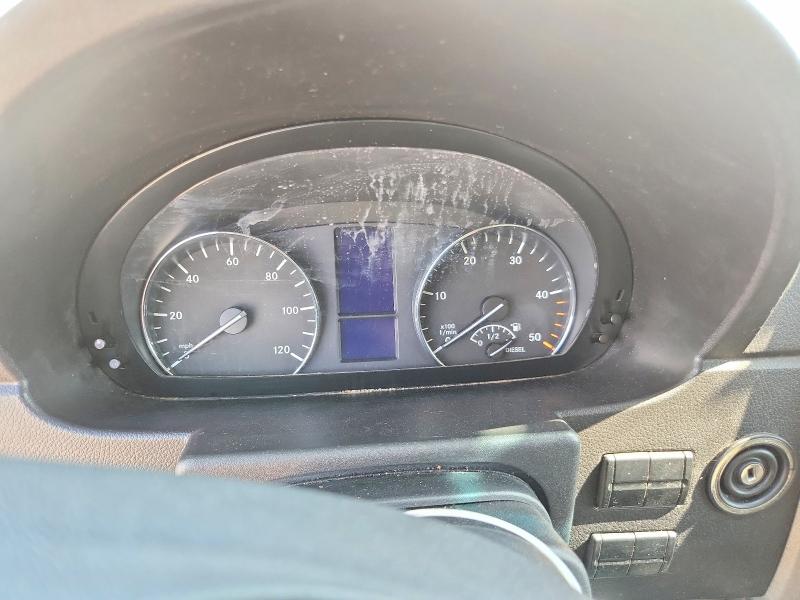 2017 Mercedes-benz Sprinter VIN WD3PE8CDXHP524671 COPART salvage auction — NORMAL WEAR, Tx - Certificate Of Title (P), sold $1,350 on 2026-07-20 (photo 9)