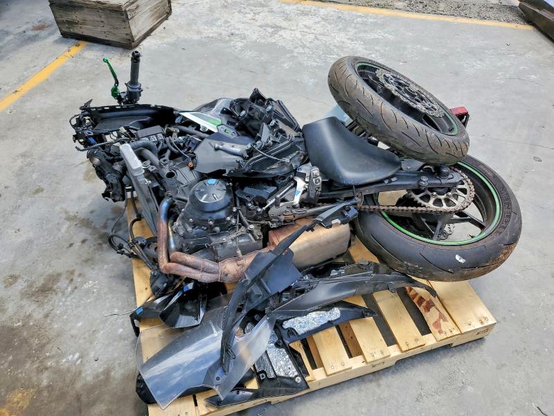 2022 Kawasaki Ex650 VIN ML5EXEM16NDA65496 COPART salvage auction — ALL OVER, Va - Cert Of Title - Salvage, sold $200 on 2026-07-02 (photo 3)