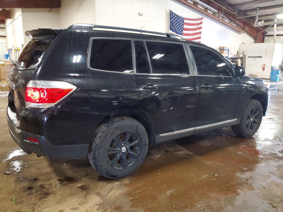 2012 Toyota Highlander VIN 5TDBK3EH3CS132593 COPART salvage auction — SIDE, Mi - Certificate Of Title, sold $3,950 on 2026-07-17 (photo 3)