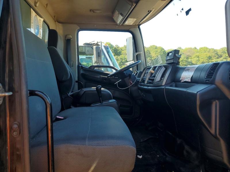 2015 Hino 338 VIN 5PVNV8JT7F4S53509 COPART salvage auction — NORMAL WEAR, NY - CERTIFICATE OF TITLE, sold $6,300 on 2026-09-29 (photo 5)