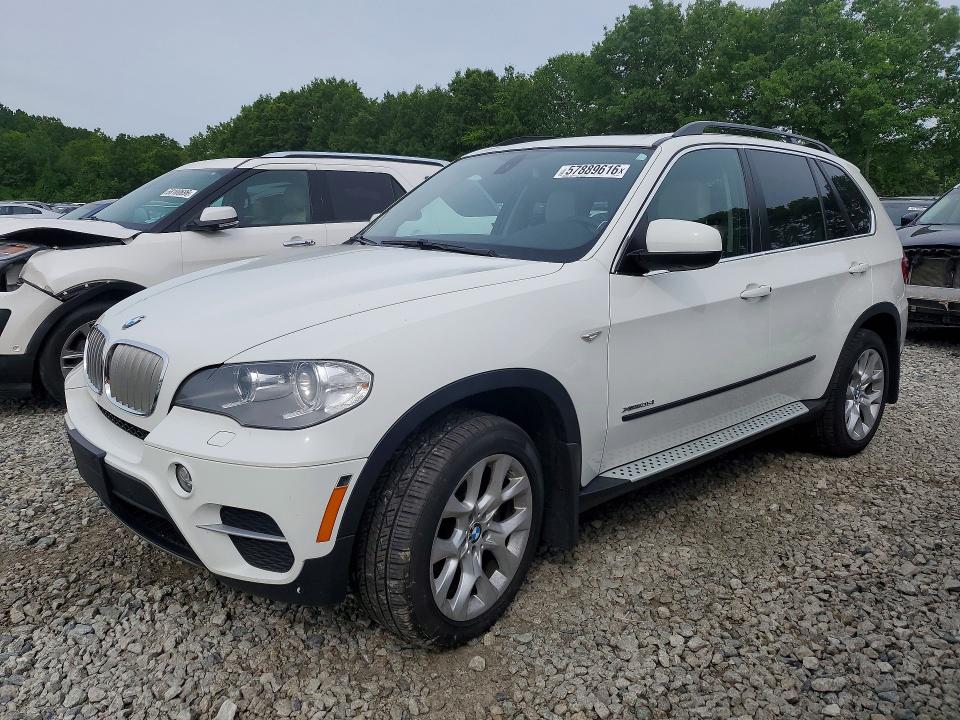 2013 BMW VIN 5UXZV4C58D0B24371 COPART salvage auction — MINOR DENT/SCRATCHES, Ma - Cert Of Title-Reconstrctd Coll, sold $450 on 2026-07-23 (photo 1)