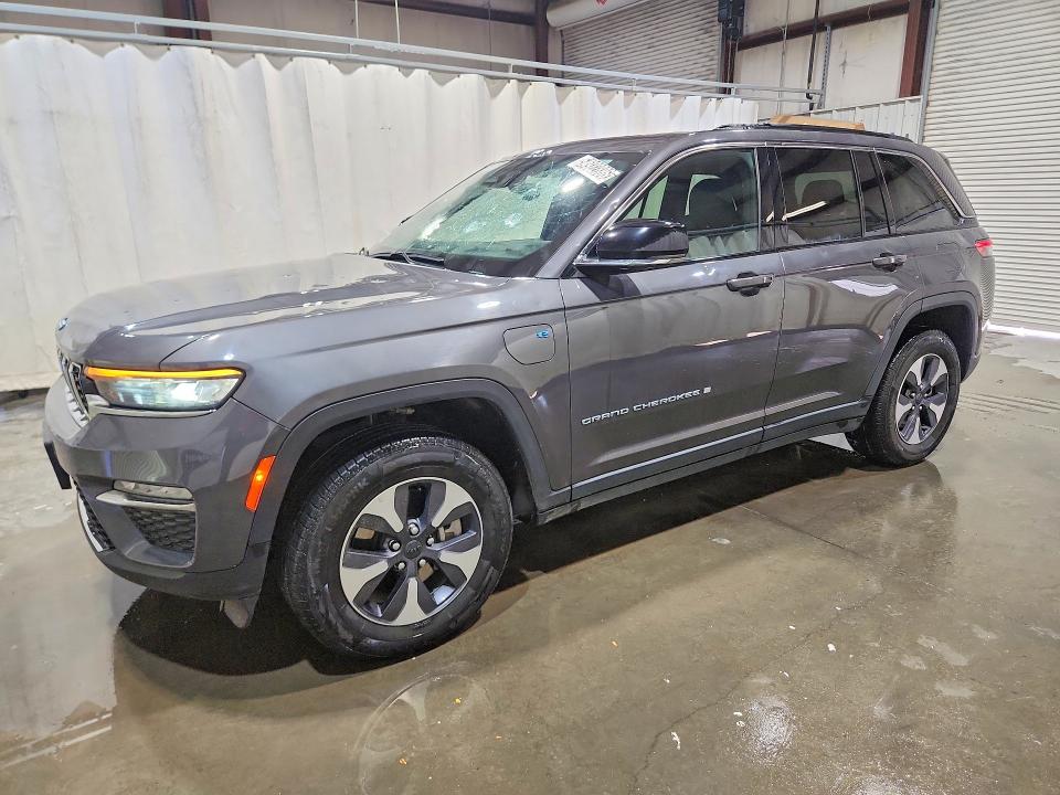2024 Jeep Grand cherokee VIN 1C4RJYB68R8516156 — COPART salvage auction photo