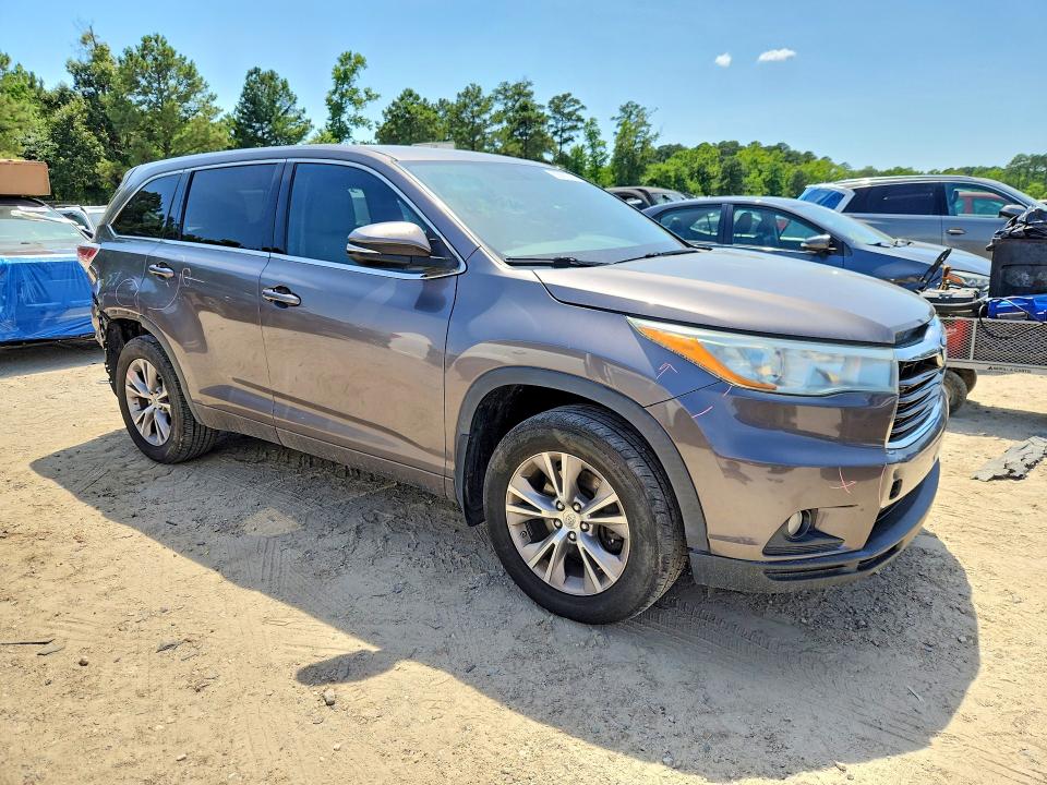2015 Toyota Highlander VIN 5TDBKRFHXFS088291 COPART salvage auction — REAR END, Va - Certificate Of Title, sold $6,500 on 2026-07-14 (photo 4)