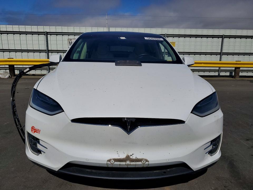 2017 Tesla VIN 5YJXCBE2XHF035119 COPART salvage auction — FRONT END, Salvage Title, sold $8,700 on 2026-09-05 (photo 5)