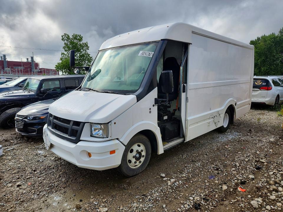 2018 Isuzu Reach VIN JALB4T17XJ7W02311 COPART salvage auction — REAR END, MI - CERTIFICATE OF TITLE, sold $250 on 2026-07-28 (photo 1)