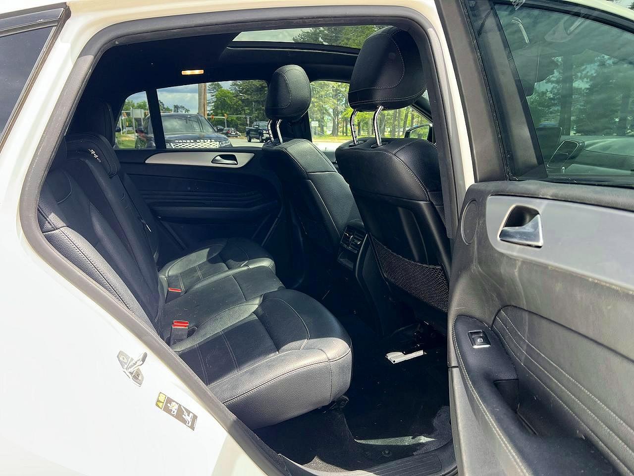 2019 Mercedes-Benz GLE-Class VIN 4JGED6EB0KA128965 COPART salvage auction — Minor Dent/Scratches, FL - CERTIFICATE OF TITLE (P), sold $25,750 on 2026-07-01 (photo 6)