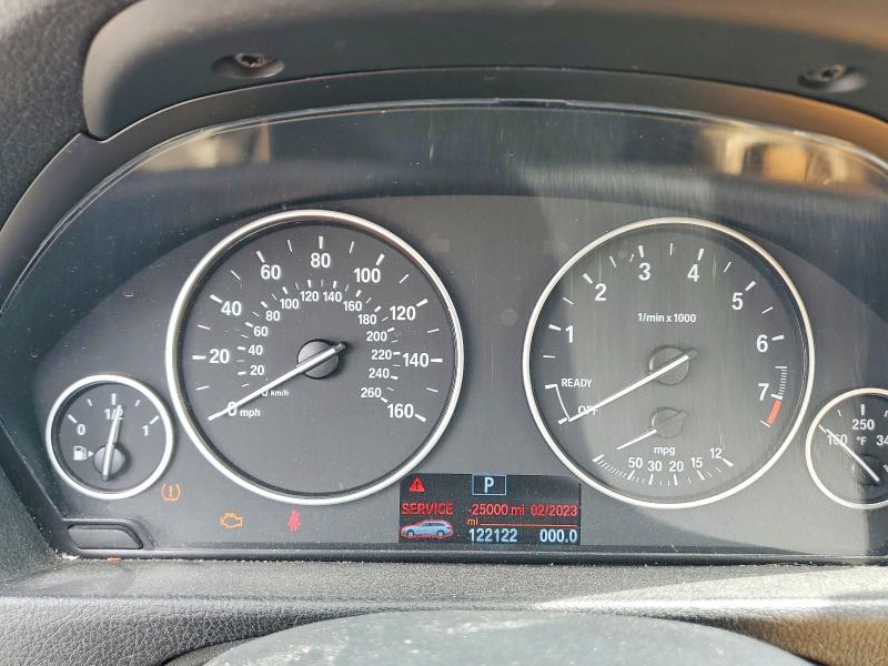 2015 BMW 3er VIN WBA3G7C50FK480608 COPART salvage auction — SIDE, Tx - Cert Of Title W/Salvage Histor, sold $575 on 2026-08-20 (photo 9)