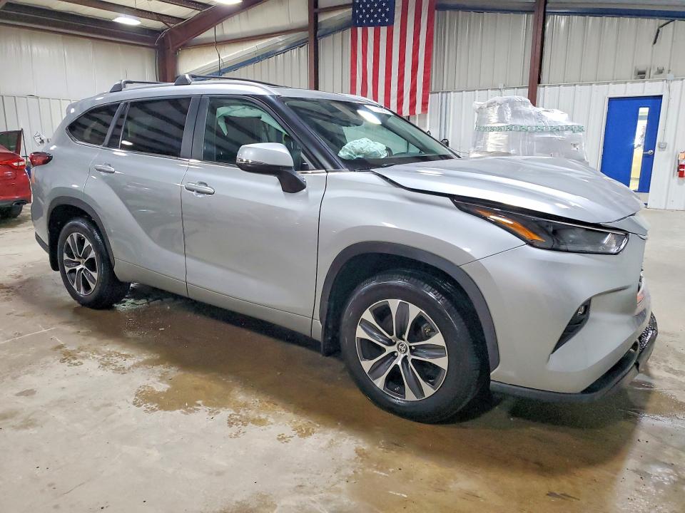 2023 Toyota Highlander VIN 5TDKDRAH5PS046226 COPART salvage auction — FRONT END, Pa - Certificate Of Salvage, sold $14,100 on 2026-07-08 (photo 4)