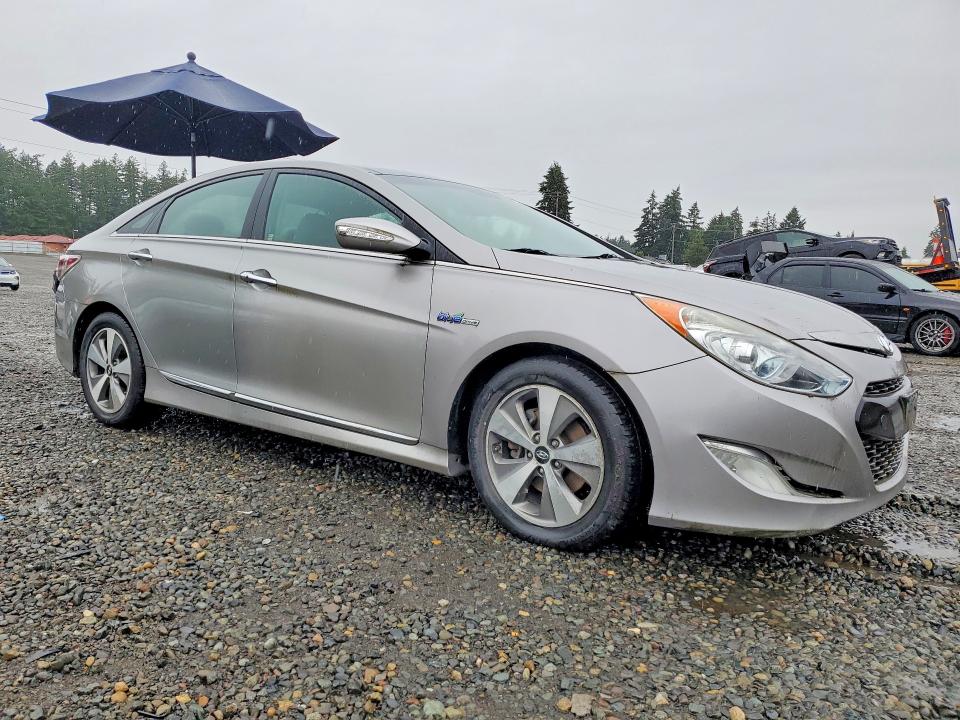 2011 Hyundai Sonata VIN KMHEC4A47BA015528 COPART salvage auction — REAR END, Wa - Vehicle Cert Of Ownership-Titl, sold $175 on 2026-07-31 (photo 4)
