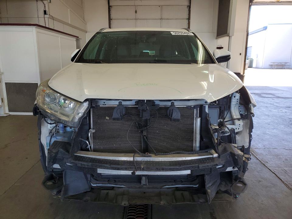 2018 Toyota VIN 5TDJZRFH0JS884984 COPART salvage auction — REAR END, WA - BILL OF SALE, sold $2,200 on 2026-07-24 (photo 5)