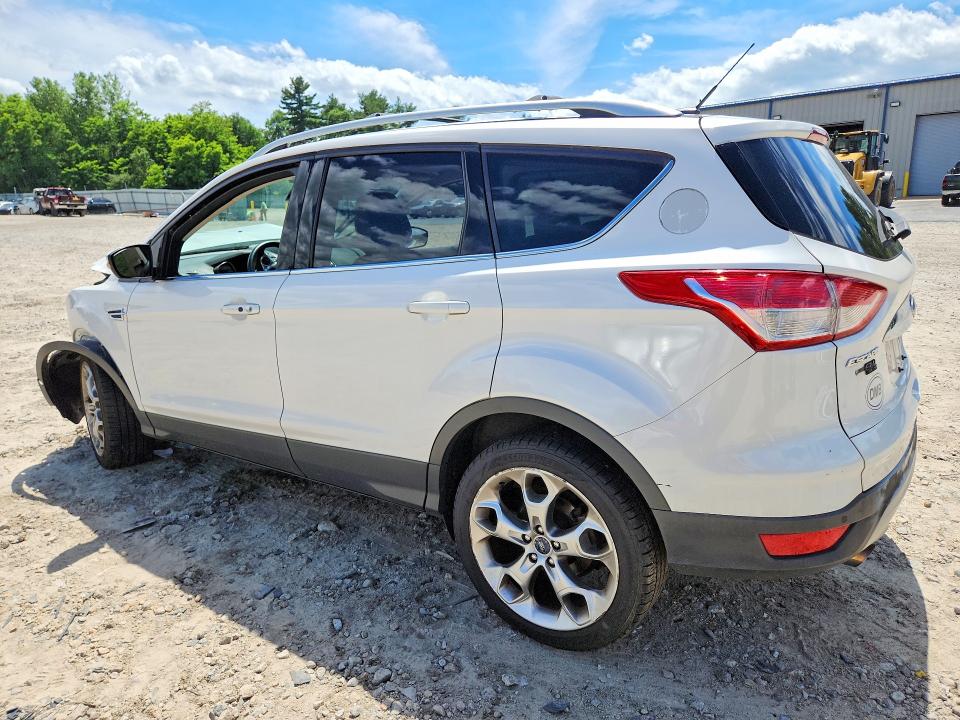 2015 Ford Escape VIN 1FMCU9J97FUA30127 COPART salvage auction — FRONT END, Ma - Cert Of Title-Reconstrctd Coll, sold $400 on 2026-07-02 (photo 2)