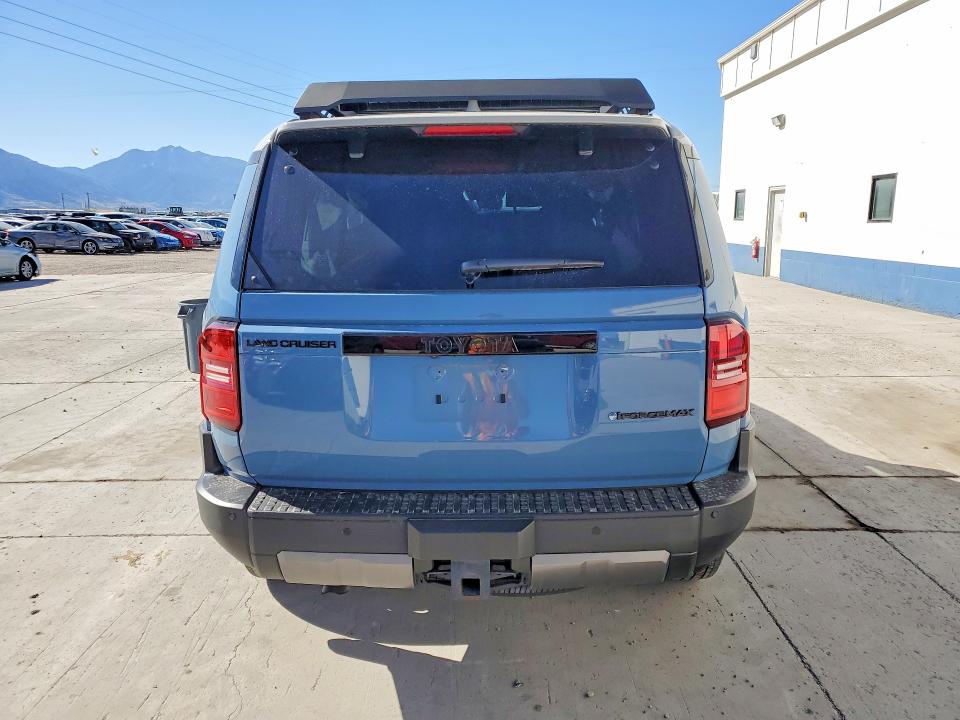 2025 Toyota Land cruiser VIN JTEABFAJ2SK042746 COPART salvage auction — SIDE, UT - SALVAGE CERTIFICATE, sold $15,200 on 2026-09-14 (photo 6)
