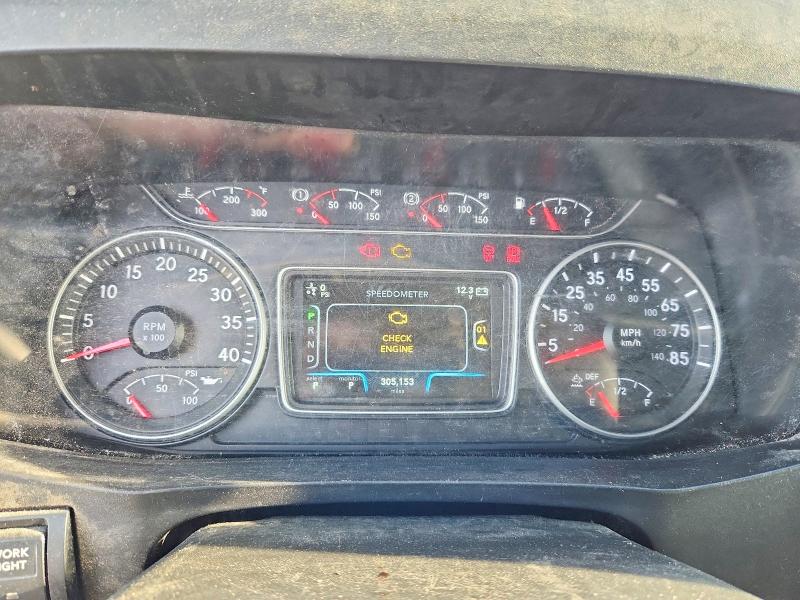 2021 International Mv-series VIN 3HAEUMML3ML675612 COPART salvage auction — MECHANICAL, TN - CERTIFICATE OF TITLE, sold $7,400 on 2026-07-27 (photo 9)