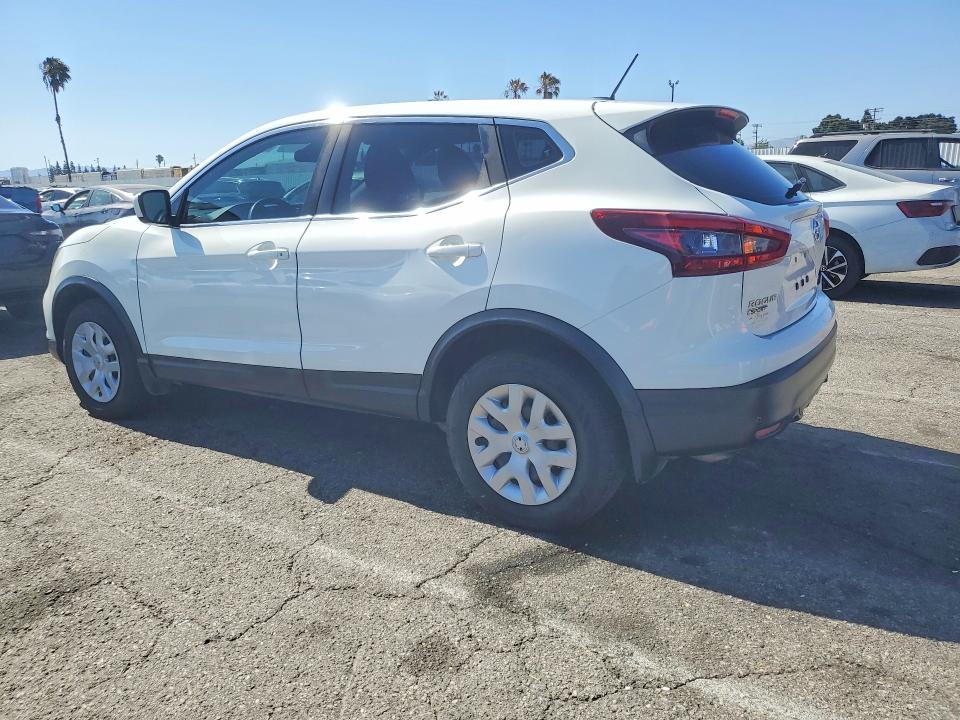 2020 Nissan Rogue VIN JN1BJ1CW9LW383050 COPART salvage auction — MINOR DENT/SCRATCHES, Az - Dis/Dlr/Exp Only Clean Title (P), sold $4,500 on 2026-07-10 (photo 2)