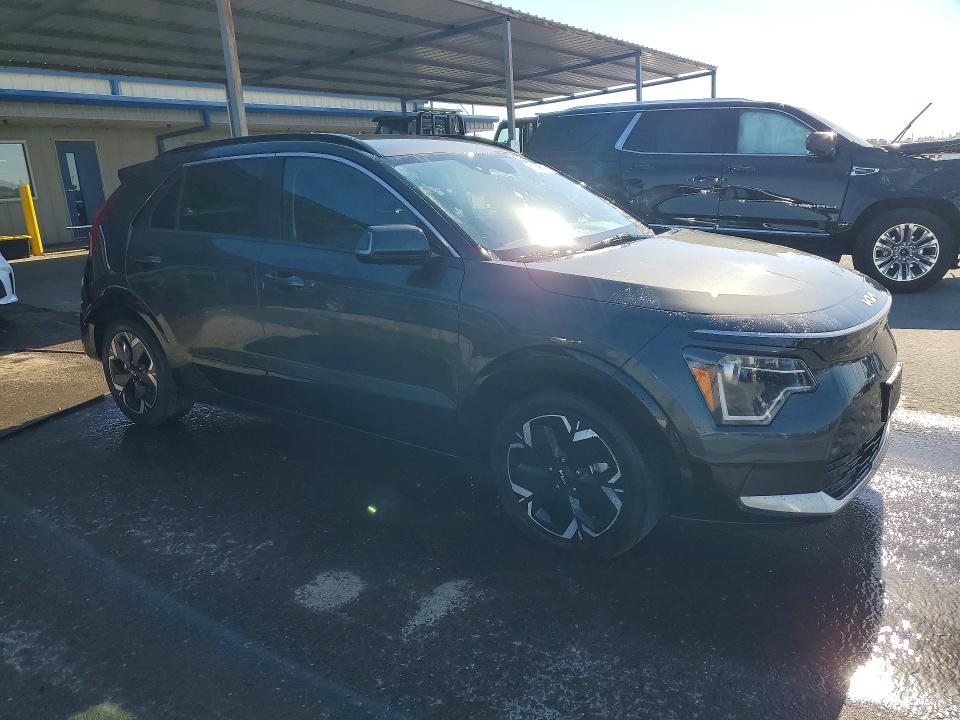 2024 Kia Niro VIN KNDCR3L14R5085904 COPART salvage auction — REAR END, Ca - Non-Repairable Vehicle Cert, sold $8,900 on 2026-07-20 (photo 4)