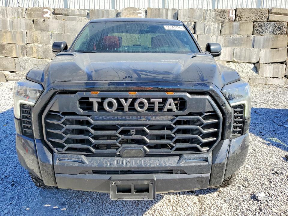 2025 Toyota Tundra VIN 5TFPC5DBXSX093425 COPART salvage auction — BURN, TX - SALVAGE VEHICLE TITLE, sold $47,500 on 2026-08-21 (photo 5)