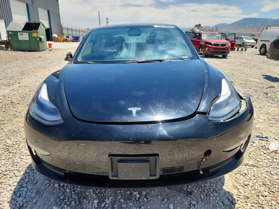 2022 Tesla Model 3 VIN 5YJ3E1EB4NF192305 COPART salvage auction — SIDE, UT - SALVAGE CERTIFICATE, sold $1,650 on 2026-09-04 (photo 5)