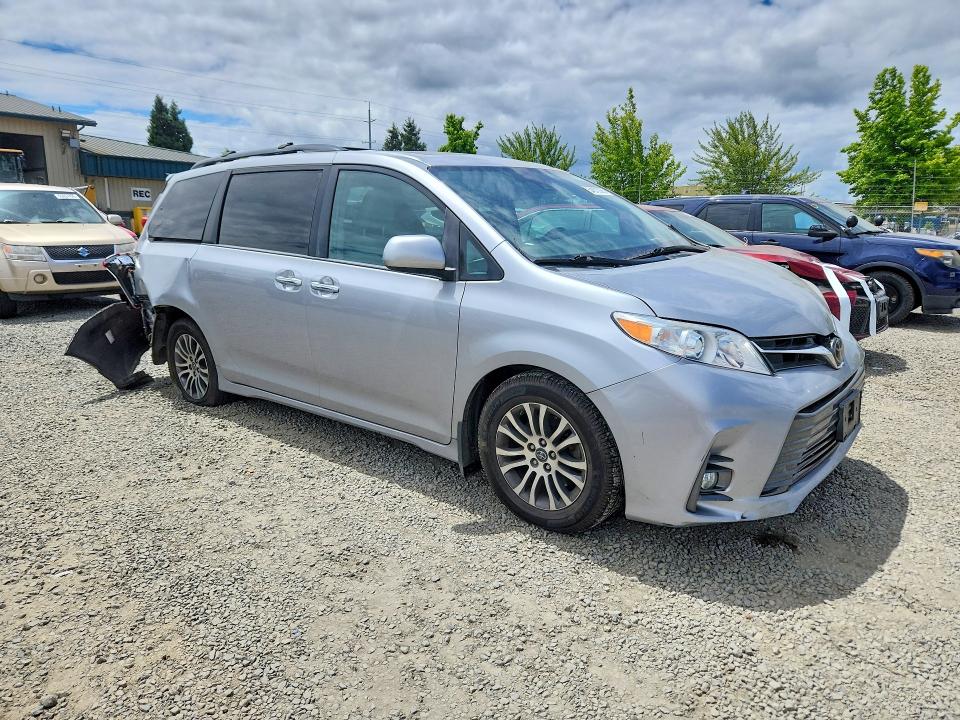 2018 Toyota VIN 5TDYZ3DC7JS944665 COPART salvage auction — REAR END, Or - Salvage Title Certificate, sold $7,700 on 2026-07-07 (photo 4)