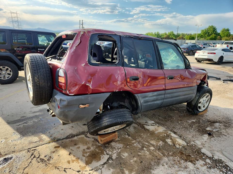 1998 Toyota Rav 4 VIN JT3HP10V6W7106618 COPART salvage auction — ROLLOVER, Co - Public - Nonrepairable, sold $250 on 2026-07-20 (photo 3)