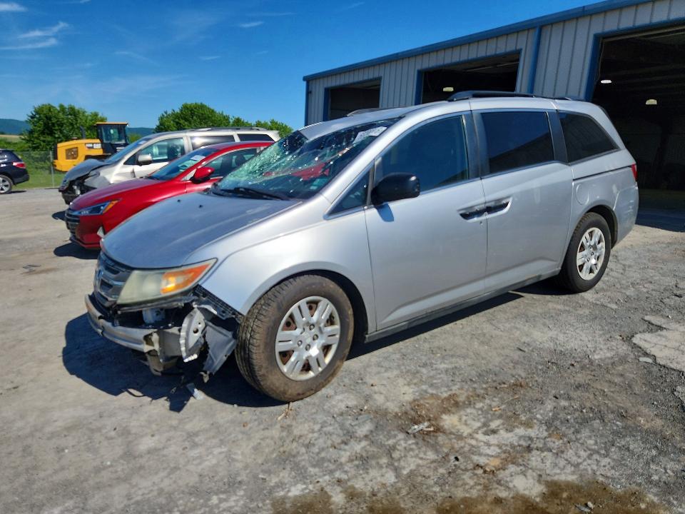 2012 Honda Odyssey VIN 5FNRL5H21CB080559 — COPART salvage auction photo