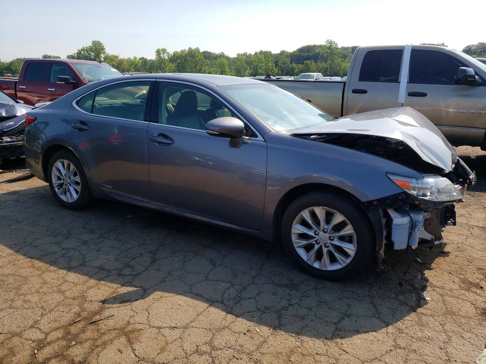 2013 Lexus Es 300h VIN JTHBW1GG8D2038858 COPART salvage auction — FRONT END, Ct - Cert Of Title-Salvage, sold $975 on 2026-07-17 (photo 4)