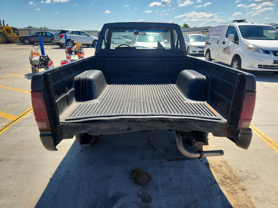 1986 Chevrolet S-10 pickup VIN 1GCBS14E2G2138328 COPART salvage auction — REAR END, Ky - Bill Of Sale/Part Only/No Titl, sold $350 on 2026-07-09 (photo 6)