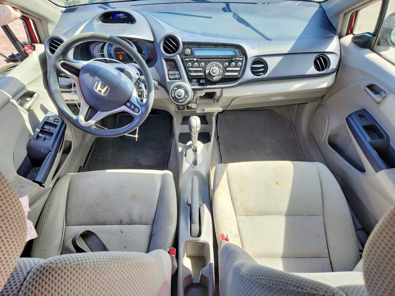 2010 Honda Insight VIN JHMZE2H56AS033724 COPART salvage auction — SIDE, VA - CERT OF TITLE - SALVAGE, sold $325 on 2026-07-22 (photo 8)