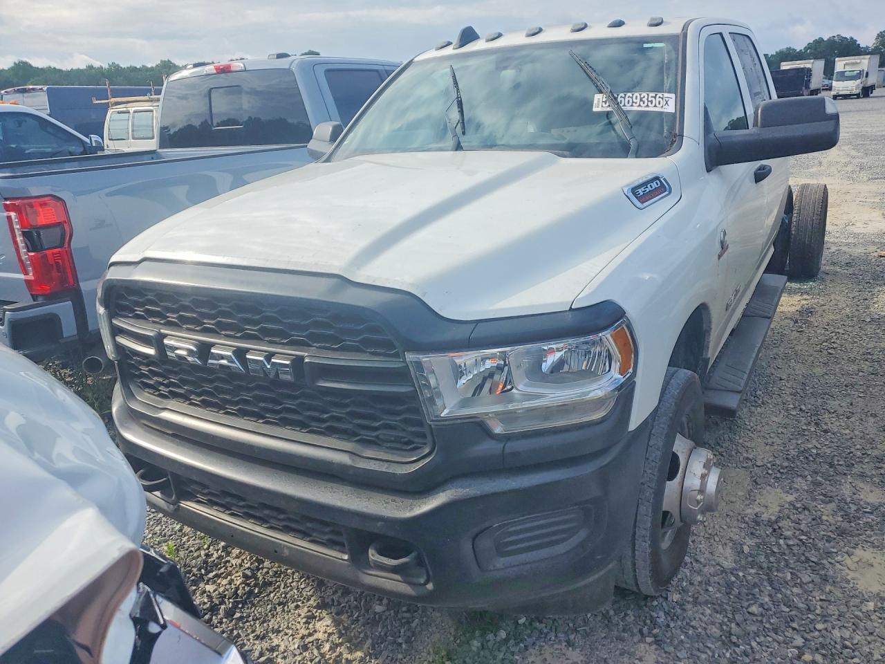 2022 Ram 3500 VIN 3C7WRTCL0NG400797 COPART salvage auction — Mechanical, NC - DEALER ONLY CLEAN TITLE, sold $5,400 on 2026-07-02 (photo 5)